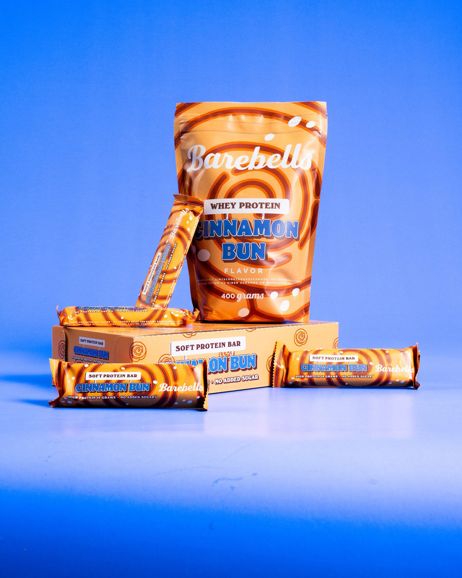 A bundle you don’t want to miss. 🤎
Ab sofort erhältlich: unser Cinnamon Bun Bundle – mit Powder & Riegel. 

#cinnamonbun #proteinpowder #proteinriegel #barebells #barebellsgermany