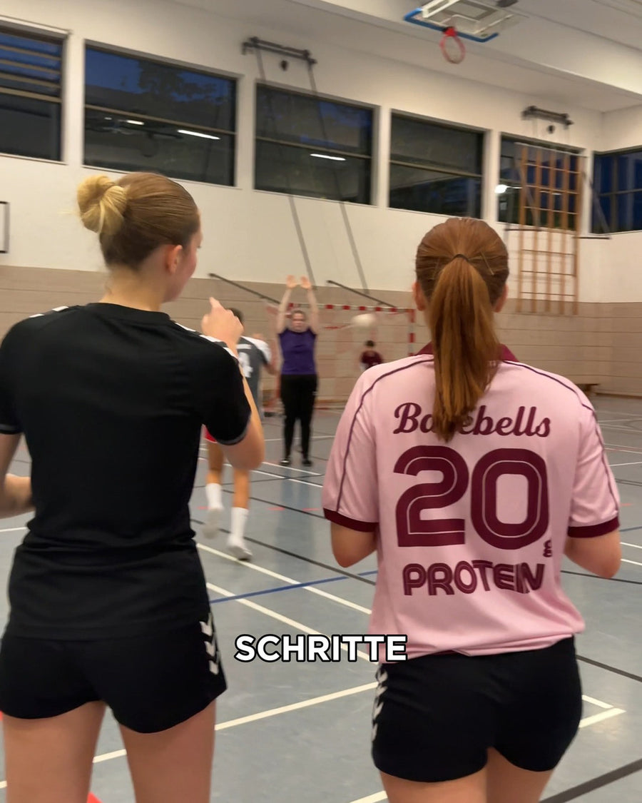 Zu Besuch bei den @etvhandball_1.damen 🫶
Bei wem soll ich als Nächstes vorbei schauen? 👀😍

#handball #proteinpulver #barebells #barebellsgermany