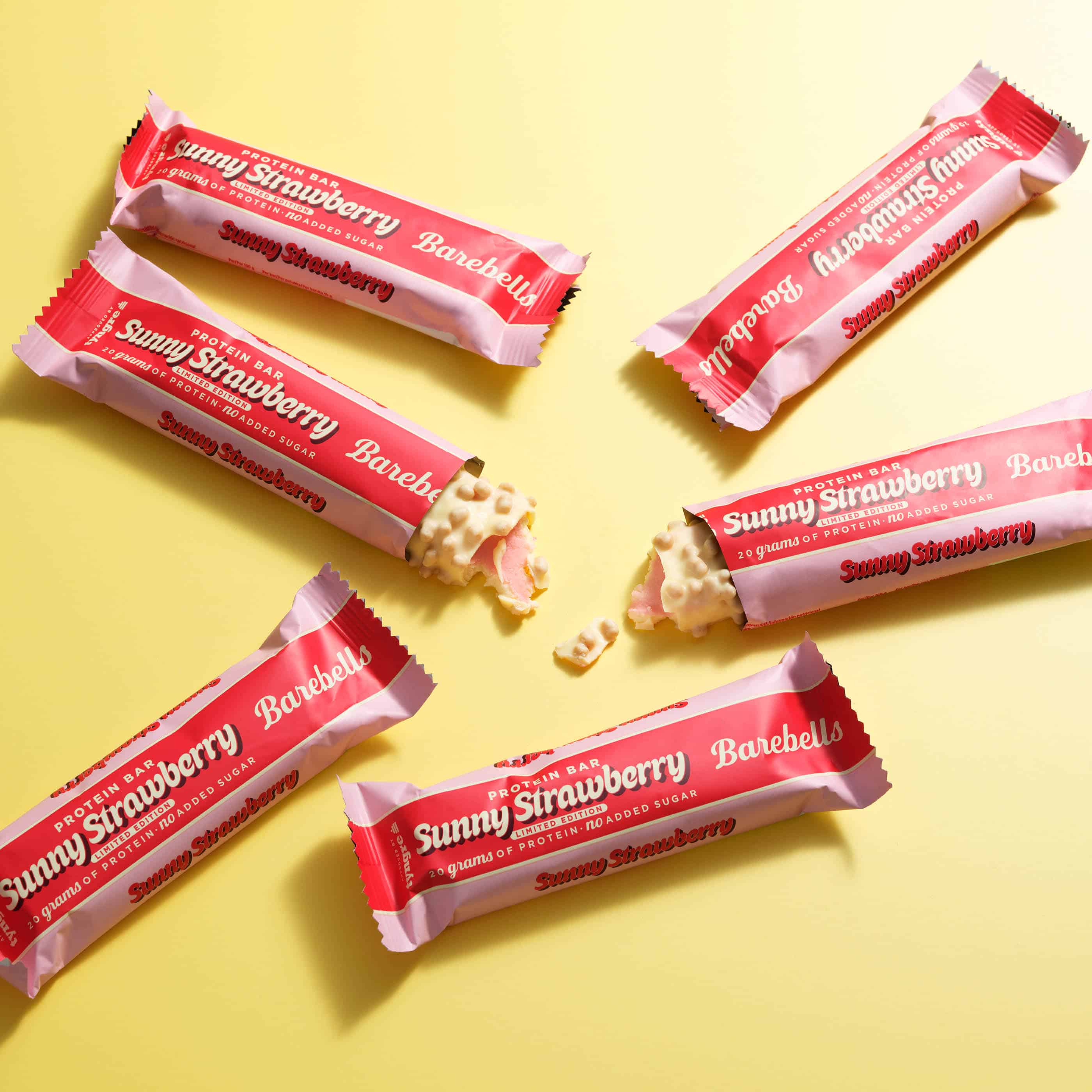 Lifestyle image barebells sunny strawberry multiple bars